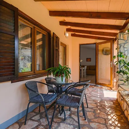 Casa Delle Rose بيت للعطل Radini
